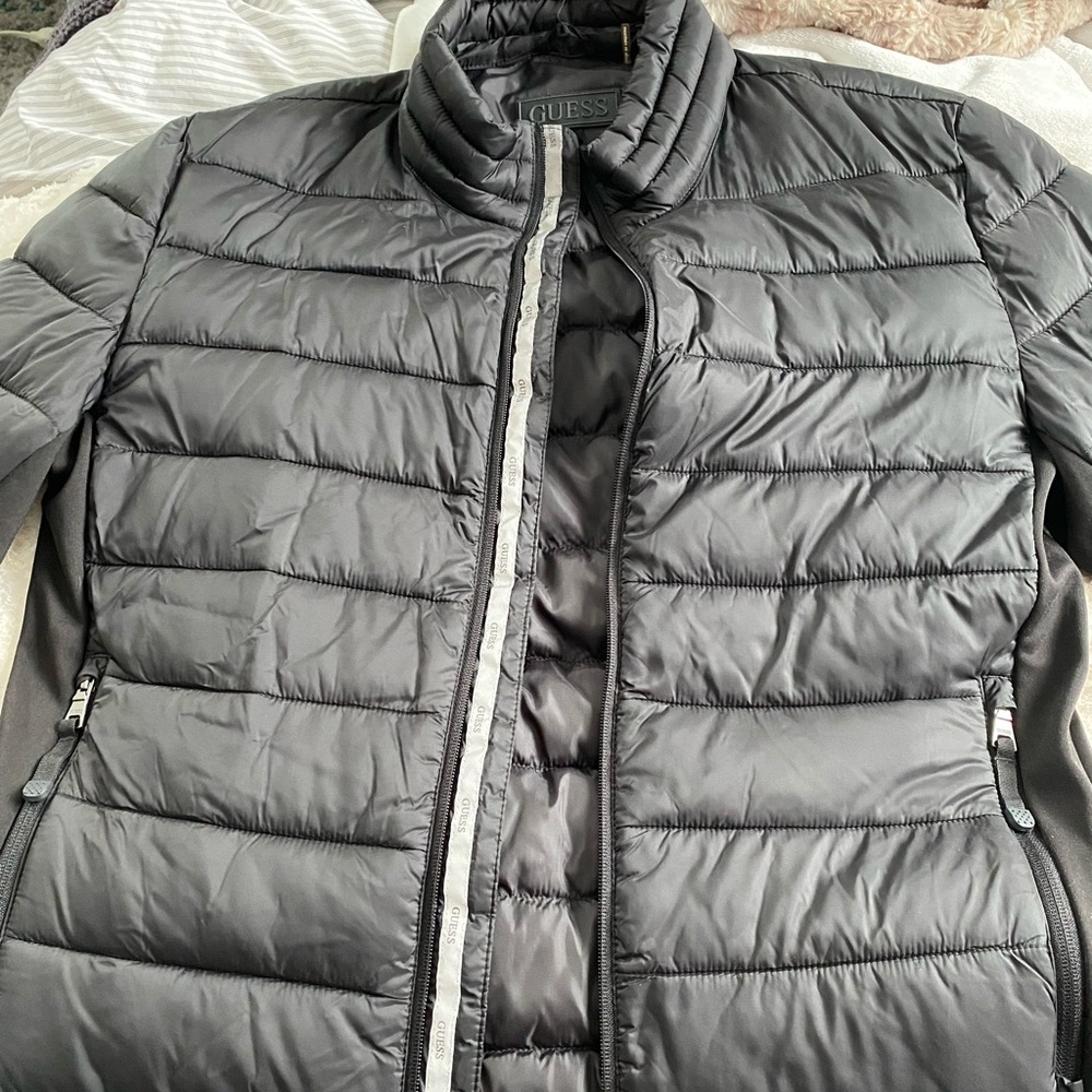 GUESS Puffcoat